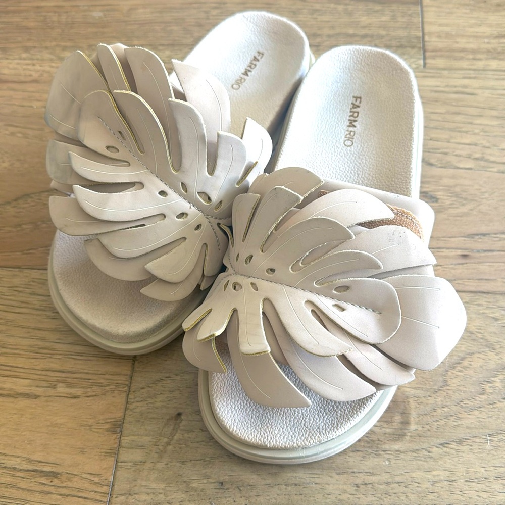 FARM Rio Cream Leaf Slide Sandals